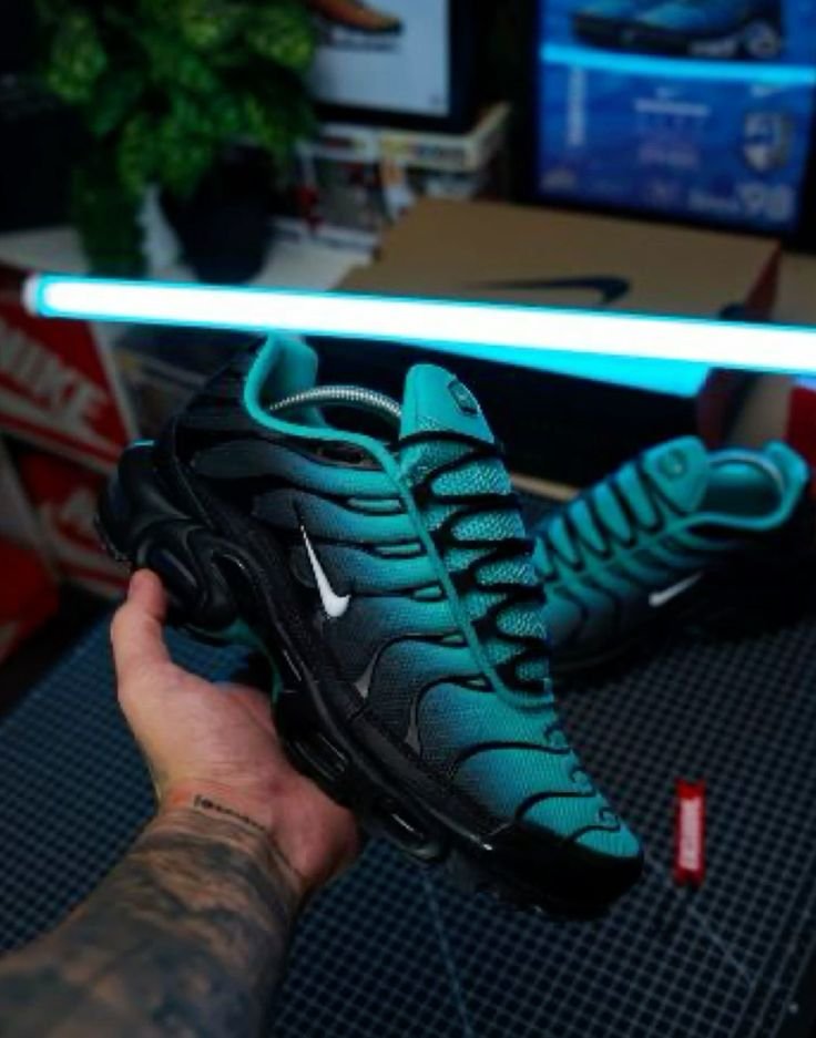Tn Nik Cyan Hypnotique